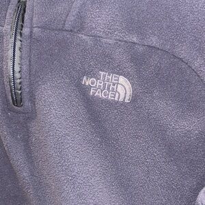 The North Face pullover fleece 1/4 zip women’s large